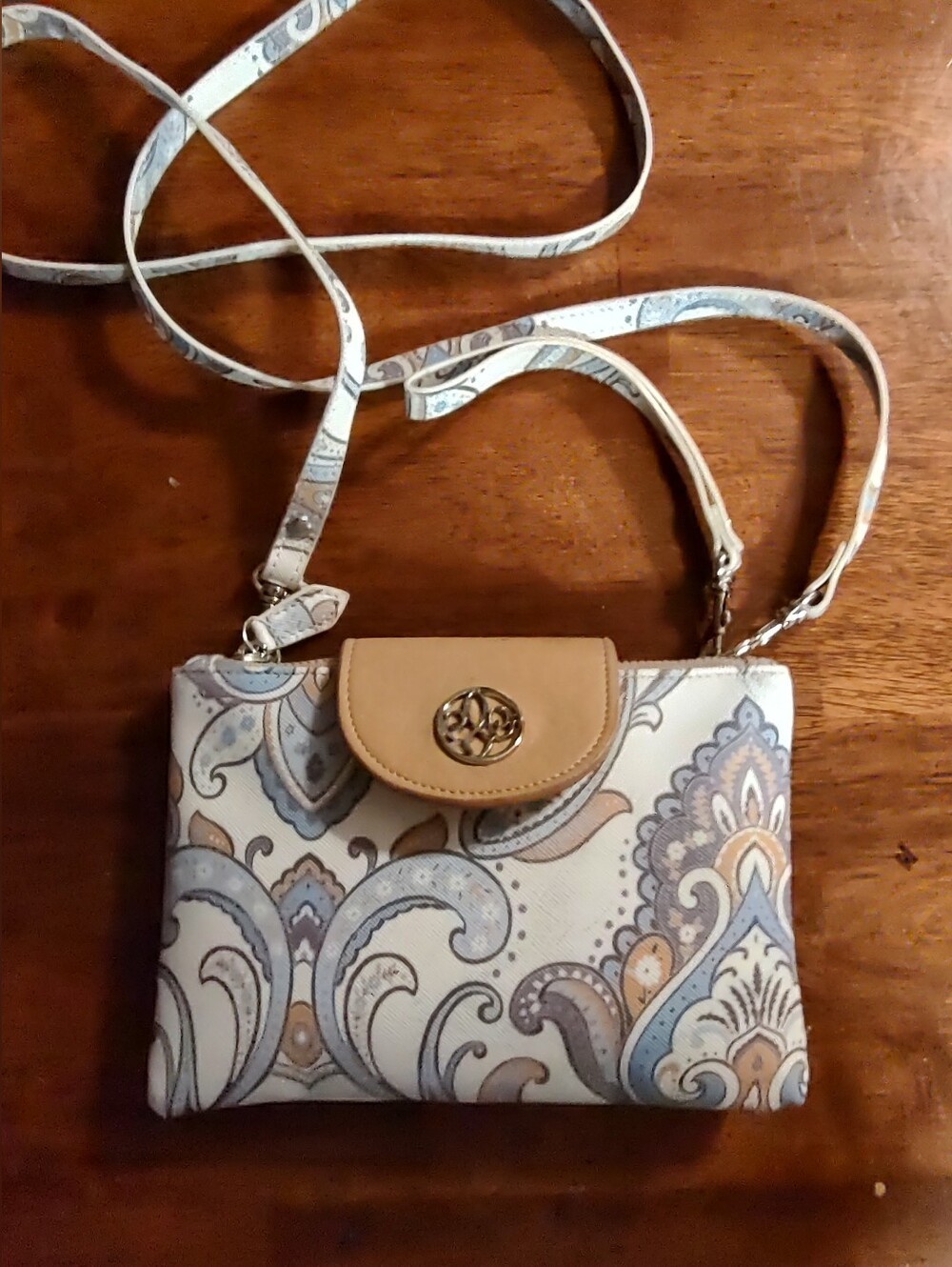 Neutral Paisley Crossbody Bag with Tan Flap - Picture 4 of 11